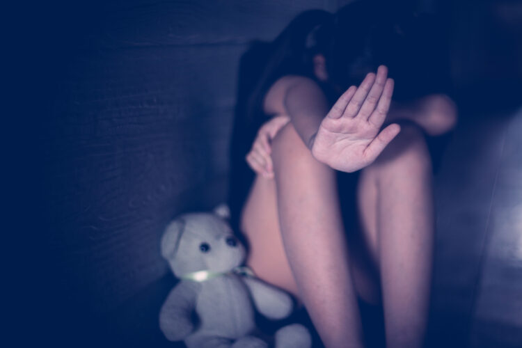 Жетісу облысында өз қызына зорлық көрсеткен ер адамға сот үкімі шықты: ол өмір бойына бас бостандығынан айырылды