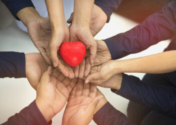 Казахстан вошёл в топ-30 самых щедрых стран мира по уровню благотворительность