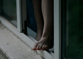 В Петропавловске женщина выпрыгнула из окна больницы и скончалась