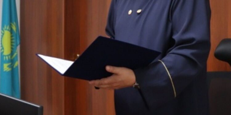 В Петропавловске судят двух бывших председателей судов по делу о коррупции