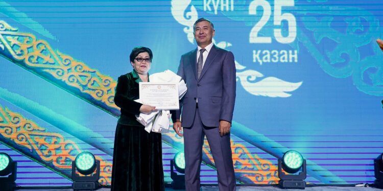 Қонаевта Республика күні тойланды