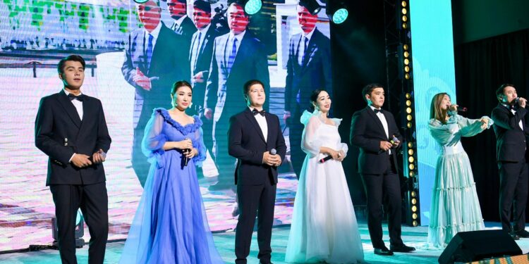 В Конаеве отметили День Республики