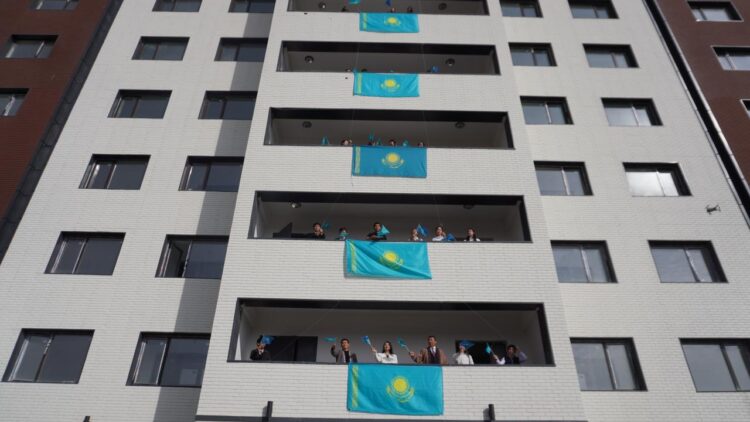 Қонаевта Республика күніне орай «Менің елім – менің туым» патриоттық акциясы бастау алды