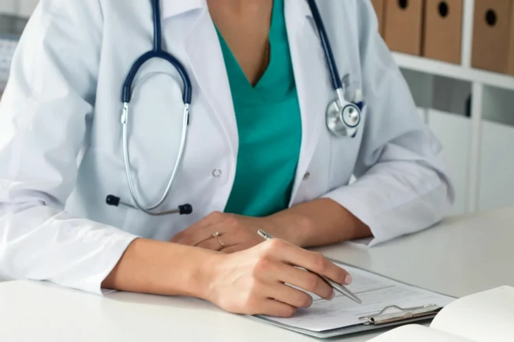 В Астане врачи недополучили 15 миллионов тенге премий