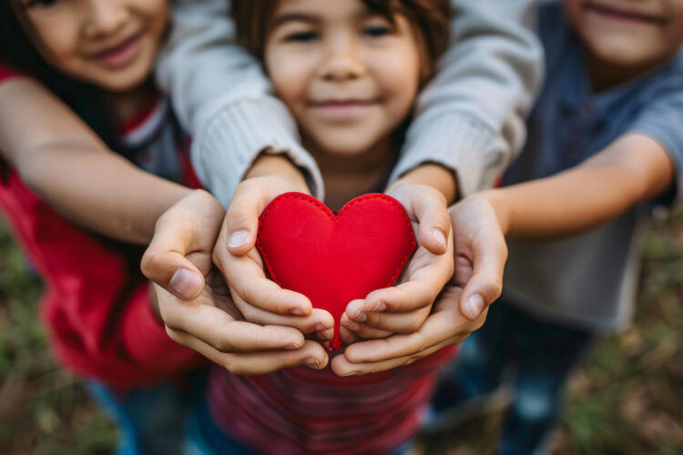 Қазақстан қайырымдылық деңгейі бойынша әлемнің ең жомарт 30 елінің қатарына енді