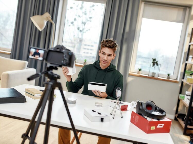 Депутат шетелден қаржыландырылатын блогерлерді бақылауды ұсынды