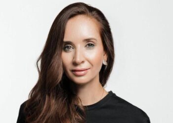 Казахстанка впервые отправится в космос как туристка