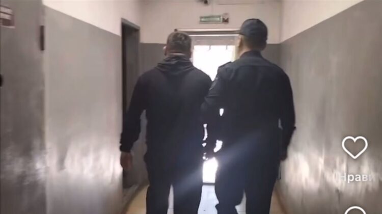 Алматыда «қарумен» жол үстінде жанжал шығарған жүргізуші қамауға алынды