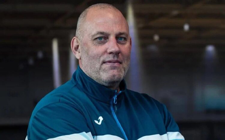 В Петропавловске задержан руководитель хоккейного клуба «Кулагер» Сергей Филь