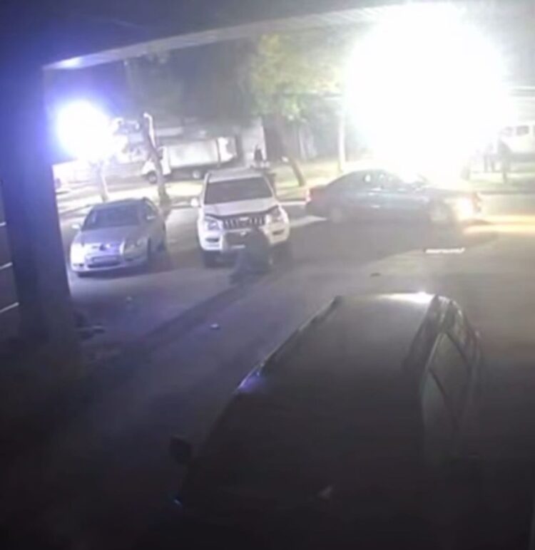 В Алматы водитель намеренно сбил соседа во дворе