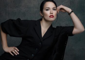 Ресей полициясы Екатерина Биволдың қазақтар мен қырғыздарды қорлаған бейнежазбасын тексеруде