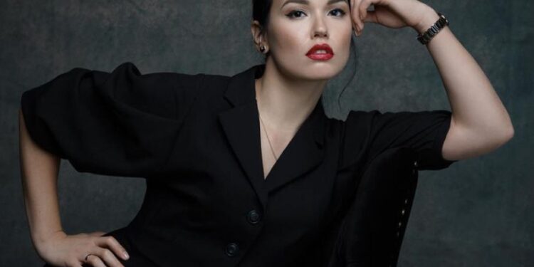 Ресей полициясы Екатерина Биволдың қазақтар мен қырғыздарды қорлаған бейнежазбасын тексеруде