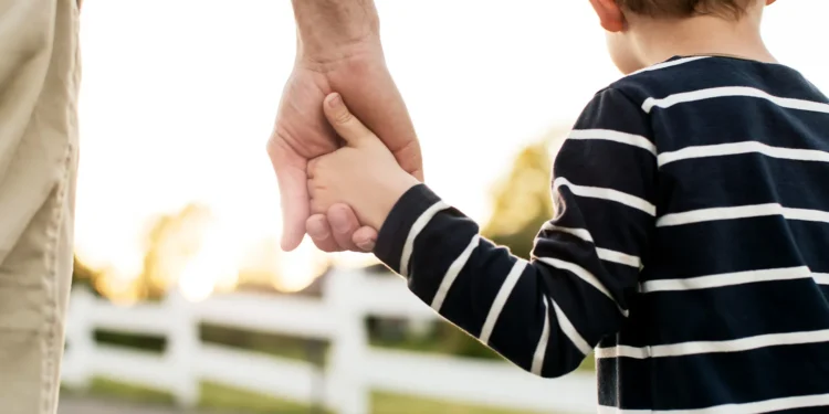 В Акмолинской области выявили недопустимые нарушения при назначении опекунов