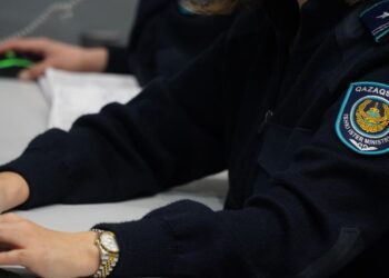 Талдыкорғанда полицей қызметкері зейнет жасындағы әйелді қағып кеткеннен кейін жұмыстан босатылды