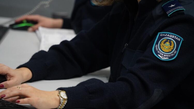 Талдыкорғанда полицей қызметкері зейнет жасындағы әйелді қағып кеткеннен кейін жұмыстан босатылды