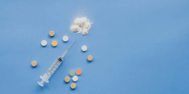 Иностранца осудили на 15 лет за попытку ввоза наркотиков в Алматы