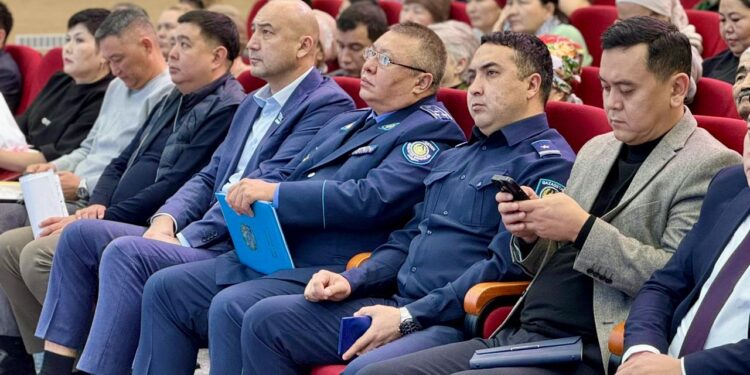 Саяжай тұрғындарымен кездесу: Бас жоспар мәселесі талқыға салынды