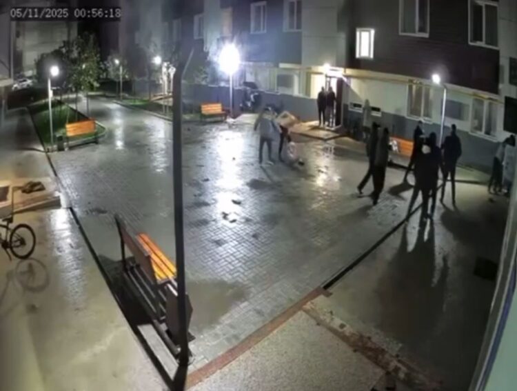 Массовая драка в Алматы: 12 человек напали на охранника и жителя ЖК «Каспий»