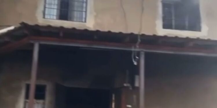 Южный Казахстан в трауре: пожар унес 12 жизней