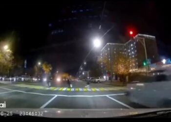 В Актобе похоронили 8-летнюю девочку, погибшую после ДТП