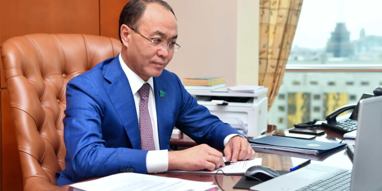 Алматинский суд арестовал имущество компаний и родственников Кайрата Кожамжарова по иску Народного банка