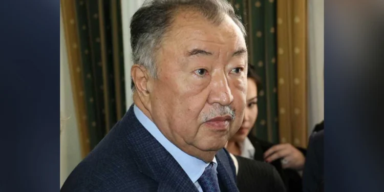 Отец Куандыка Бишимбаева заявил о вымогательстве со стороны семьи Нукеновых