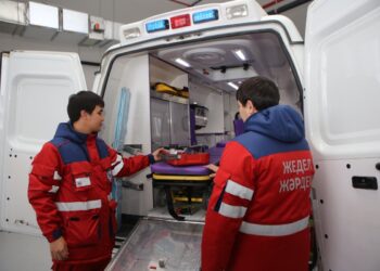 Минздрав сообщил, как планирует решать проблемы фельдшеров