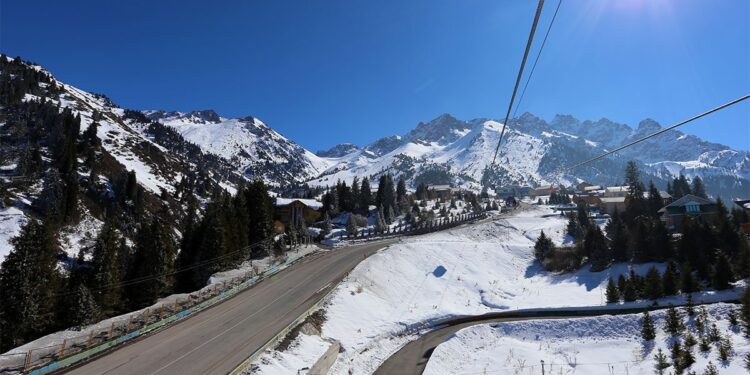 Алматы тауларында жоғалған туристердің бірі табылды