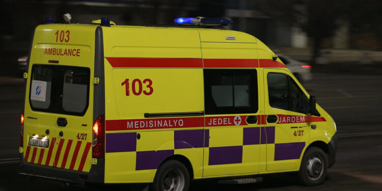 В Алматы в ночном ДТП погибла фельдшер скорой помощи