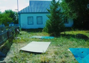 Бестерек оқиғасы бойынша сот басталды: ата-аналар «дені сау» деген анықтама бергендерді де жазалауды талап етті