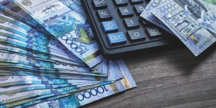 Пенсии и пособия в Казахстане вырастут в 2026 году: примеры расчётов