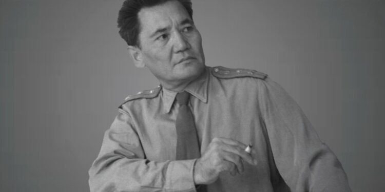 Бауыржан Момышұлына «Халық қаһарманы» атағы берілді