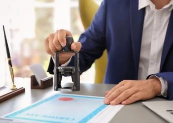 Павлодар облысында нотариустардың атқарушылық жазбаларды заңсыз рәсімдеу фактілері әшкереленді