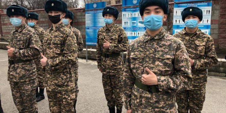 Семейдегі емханадан әскерге шақырылушыларды тексеру кезіндегі артық төлем үшін 43,5 млн теңге өндірілді