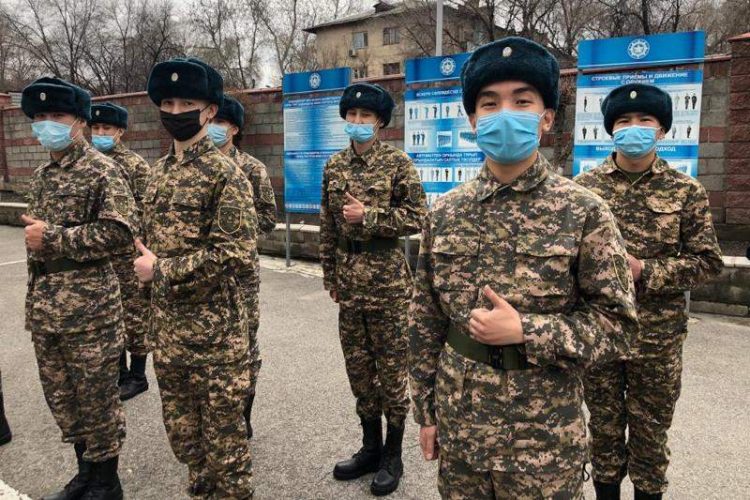 Семейдегі емханадан әскерге шақырылушыларды тексеру кезіндегі артық төлем үшін 43,5 млн теңге өндірілді