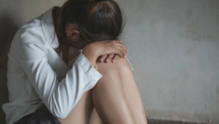 В Шымкенте задержан мужчина, подозреваемый в длительном насилии над 15-летней дочерью