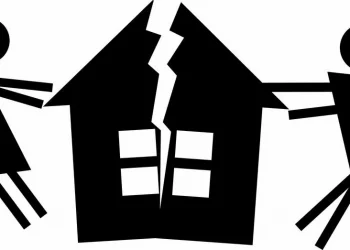 Сот анасының үйіне қатысты мұра дауда қызды лайықсыз мұрагер деп таныды