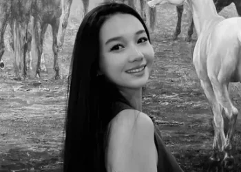 Мать погибшей Акнар Хамит попросила передать дело в Астану