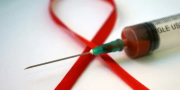 Ғалымдар дің жасушаларын трансплантациялағаннан кейін науқастың ағзасынан АИТВ жоғалғанын хабарлады