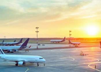 Аэропорты оштрафованы за завышение цен на авиатопливо