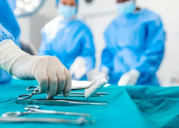 В Шымкенте у трёхлетнего ребёнка извлекли 16 проглоченных магнитов