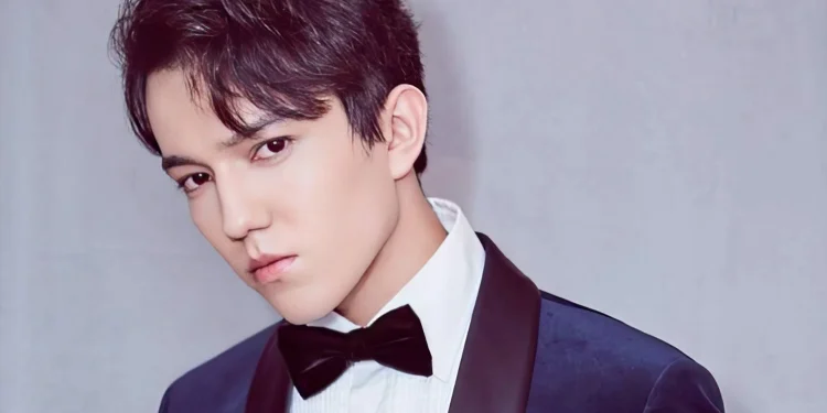 Димаш Кудайберген стал почётным профессором КазНМУ