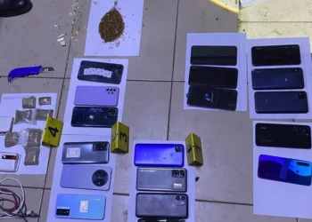 В Уральске пресекли попытку пронести крупную партию запрещённых предметов