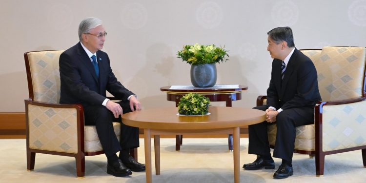 Президент Казахстана встретился с Императором Японии Нарухито