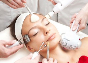 Салон красоты, работавший без лицензии, вернул клиентке 1,2 млн тенге