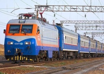 В Казахстане запустят дополнительные поезда в новогодние праздники