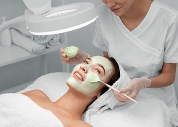 Лицензиясыз жұмыс істеген сұлулық салоны клиентке 1,2 млн теңгені қайтарды