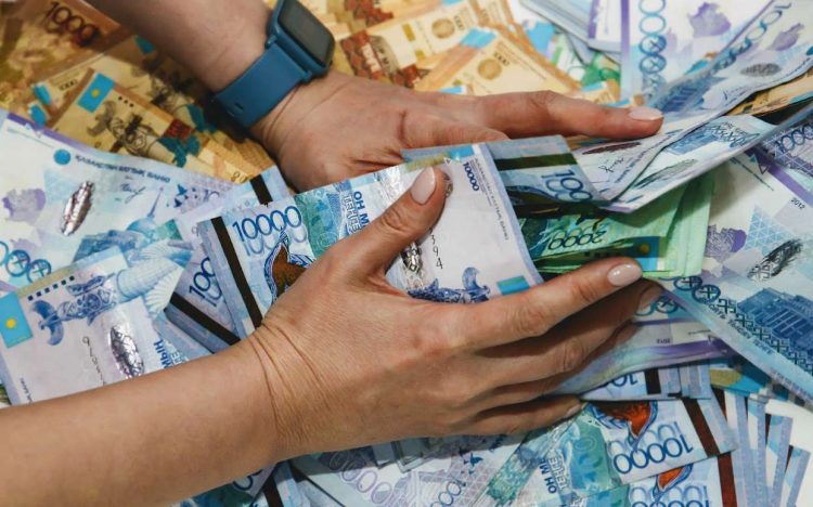 Прокуратура Акмолинской области выявила незаконное начисление зарплаты