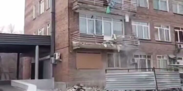 ШҚО-дағы арнайы медорталықтың жертөлесінен күмәнді заттар табылды