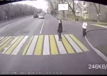 Алматыда автобус жүргізушісі жаяу жүргіншіні қағып кетті